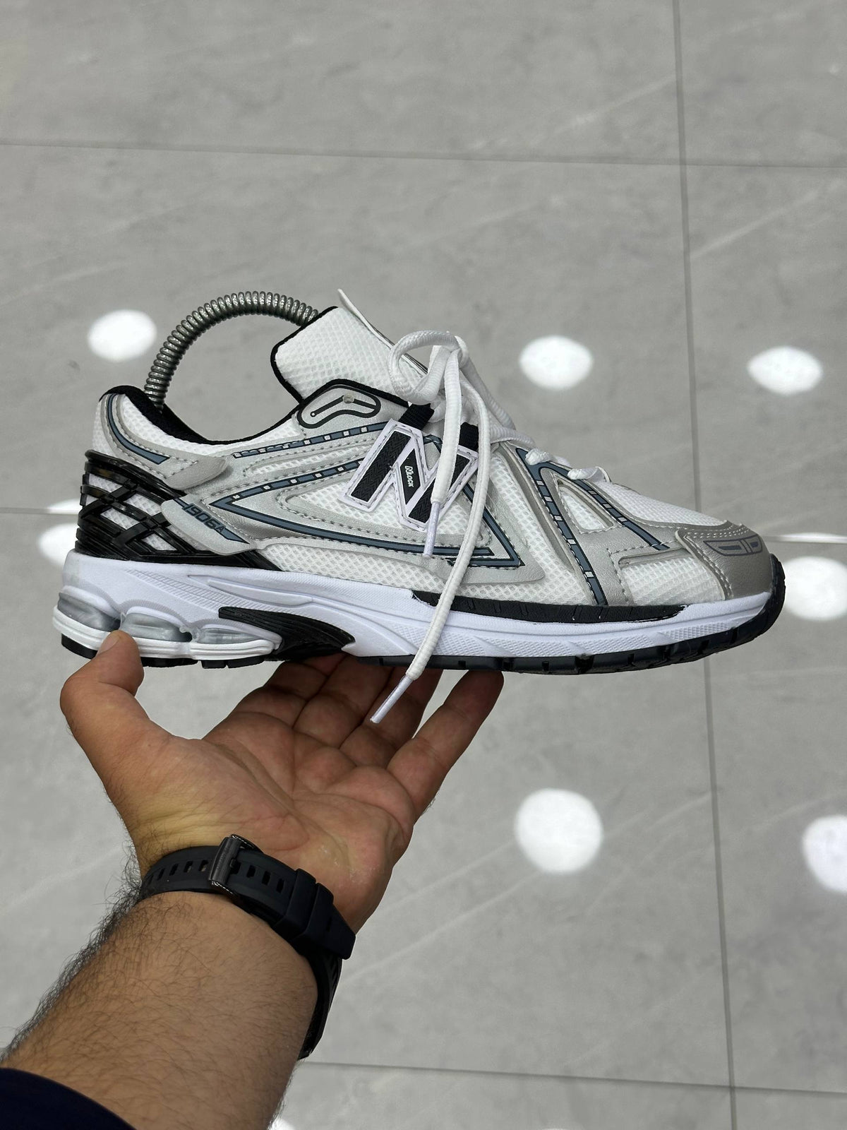 NB WHITE/BLACK