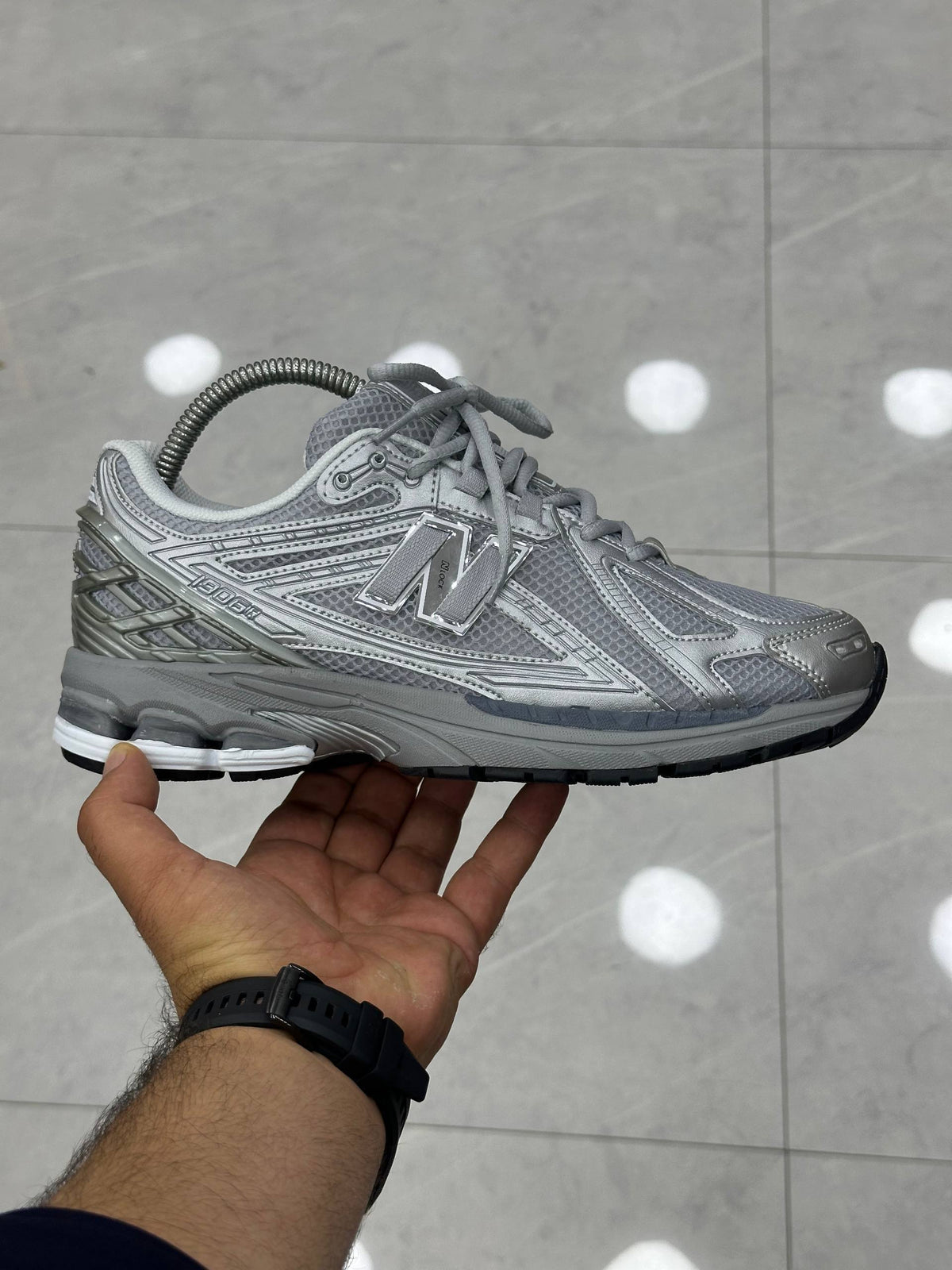 NB GREY