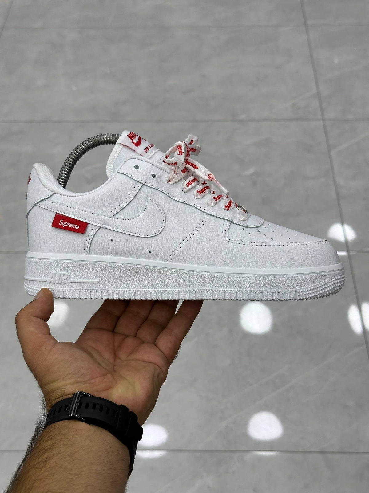 AIR FORCE 1 LOW WHITE SUPREME